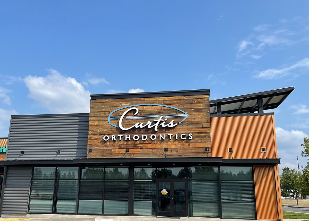 Exterior of Curtis Orthodontics